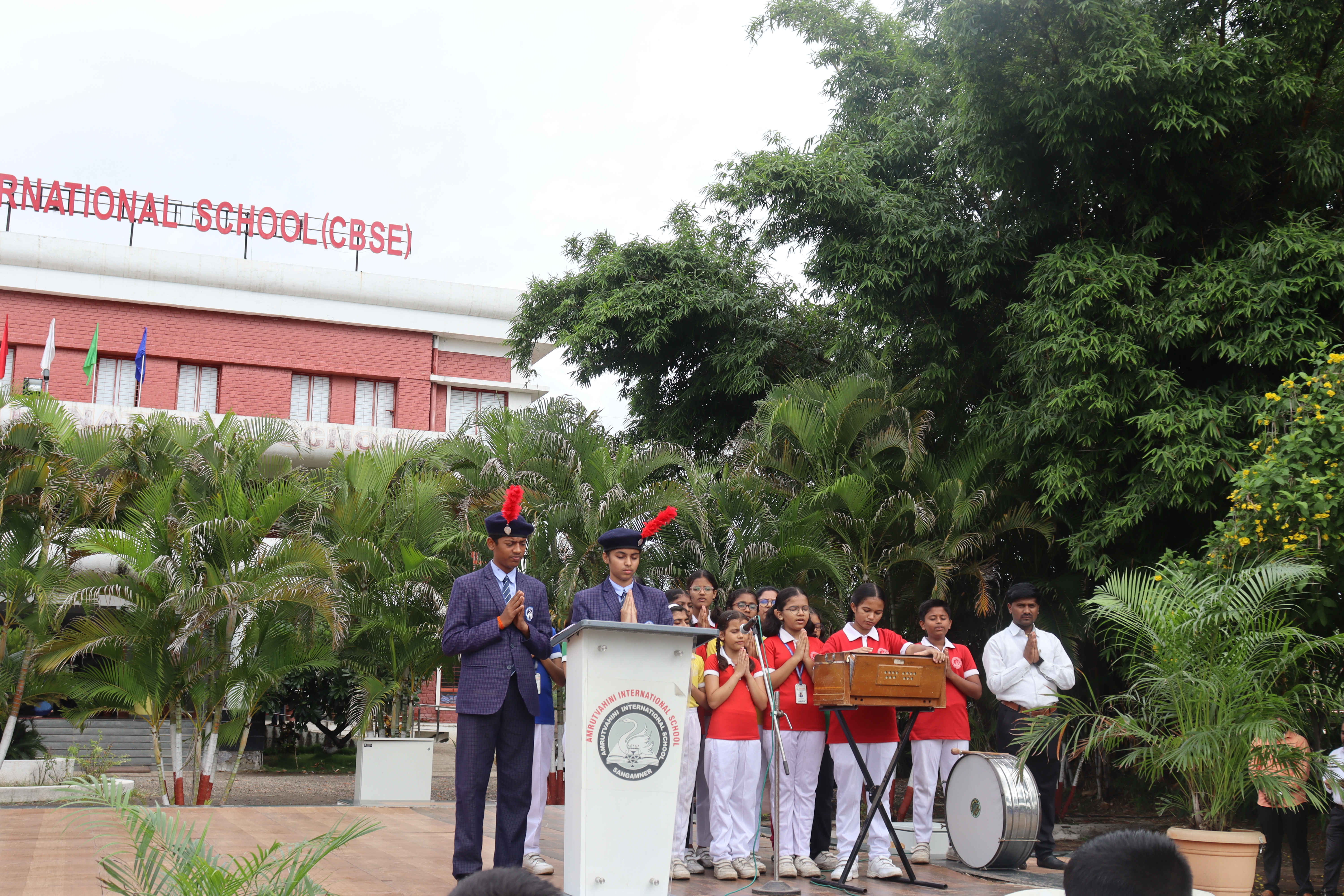 Investiture25