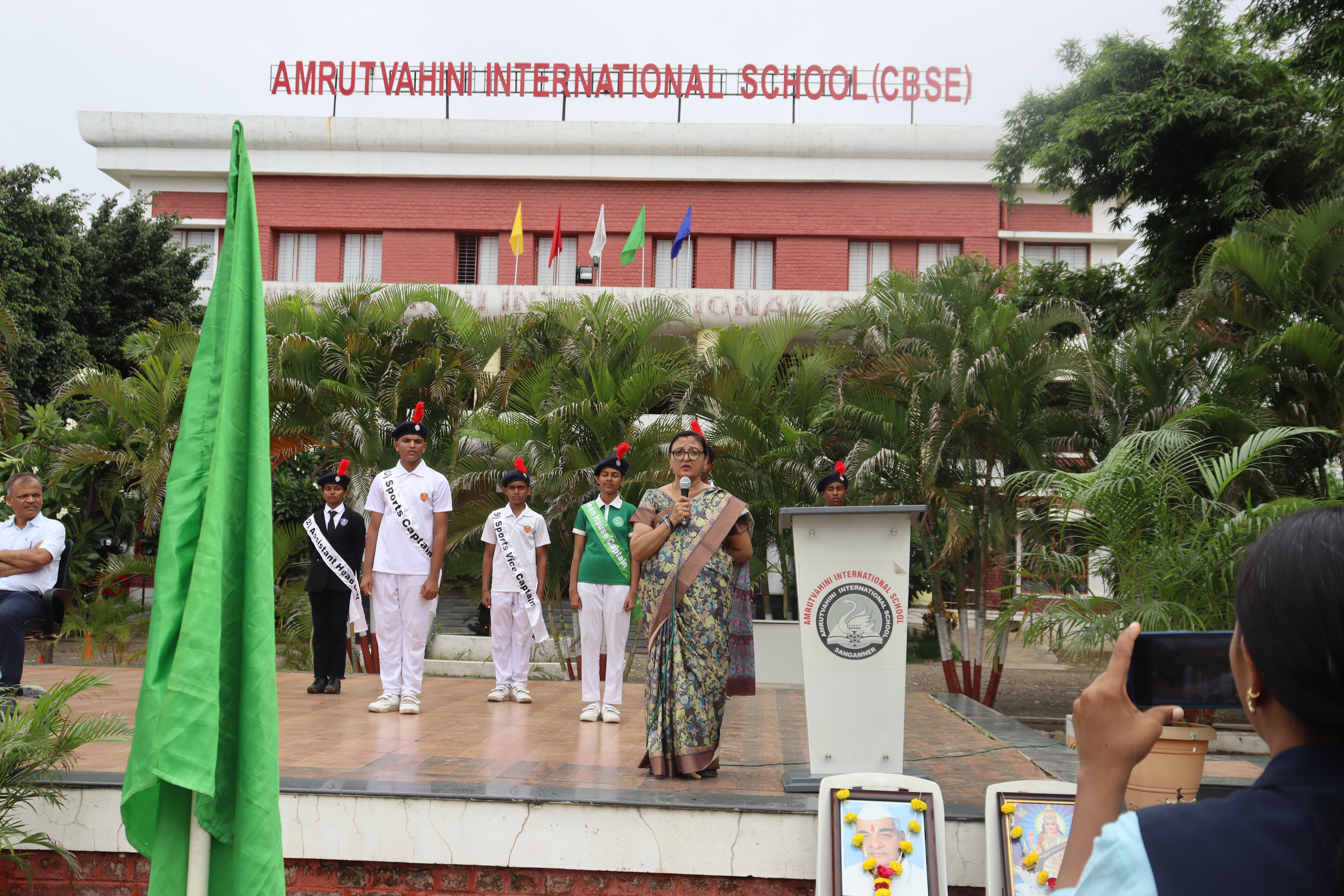 Investiture25